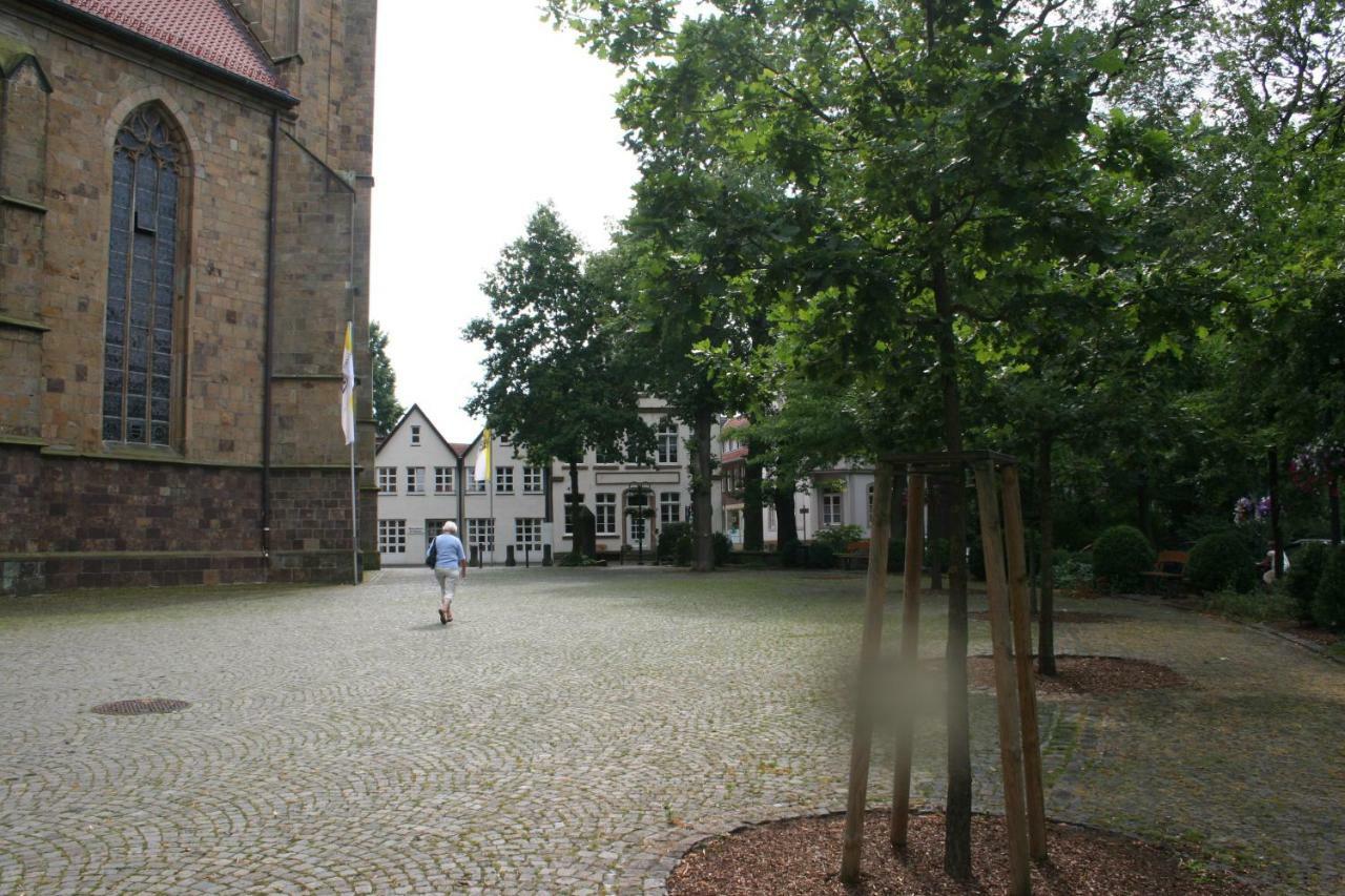 Buecker Apartment